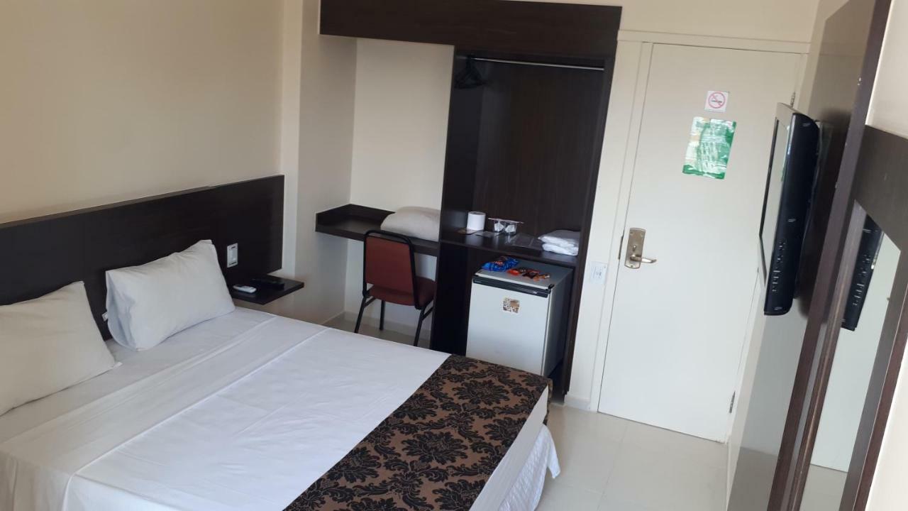 Center Patos Hotel باتوس دي ميناس المظهر الخارجي الصورة